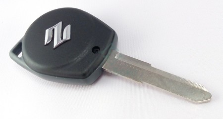 корпус ключа suzuki 2 кнопки hu87 логотип